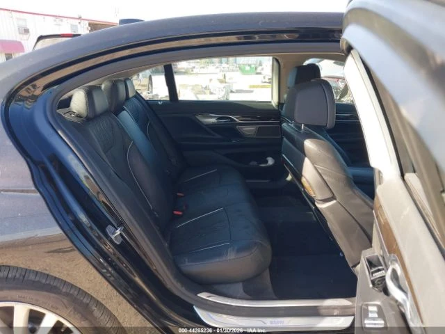 BMW 740 I, снимка 8 - Автомобили и джипове - 53598356