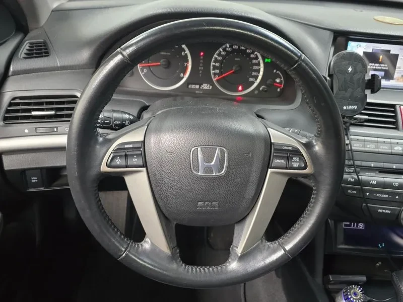 Honda Accord 3.5 8Th Generation, снимка 13 - Автомобили и джипове - 55948570
