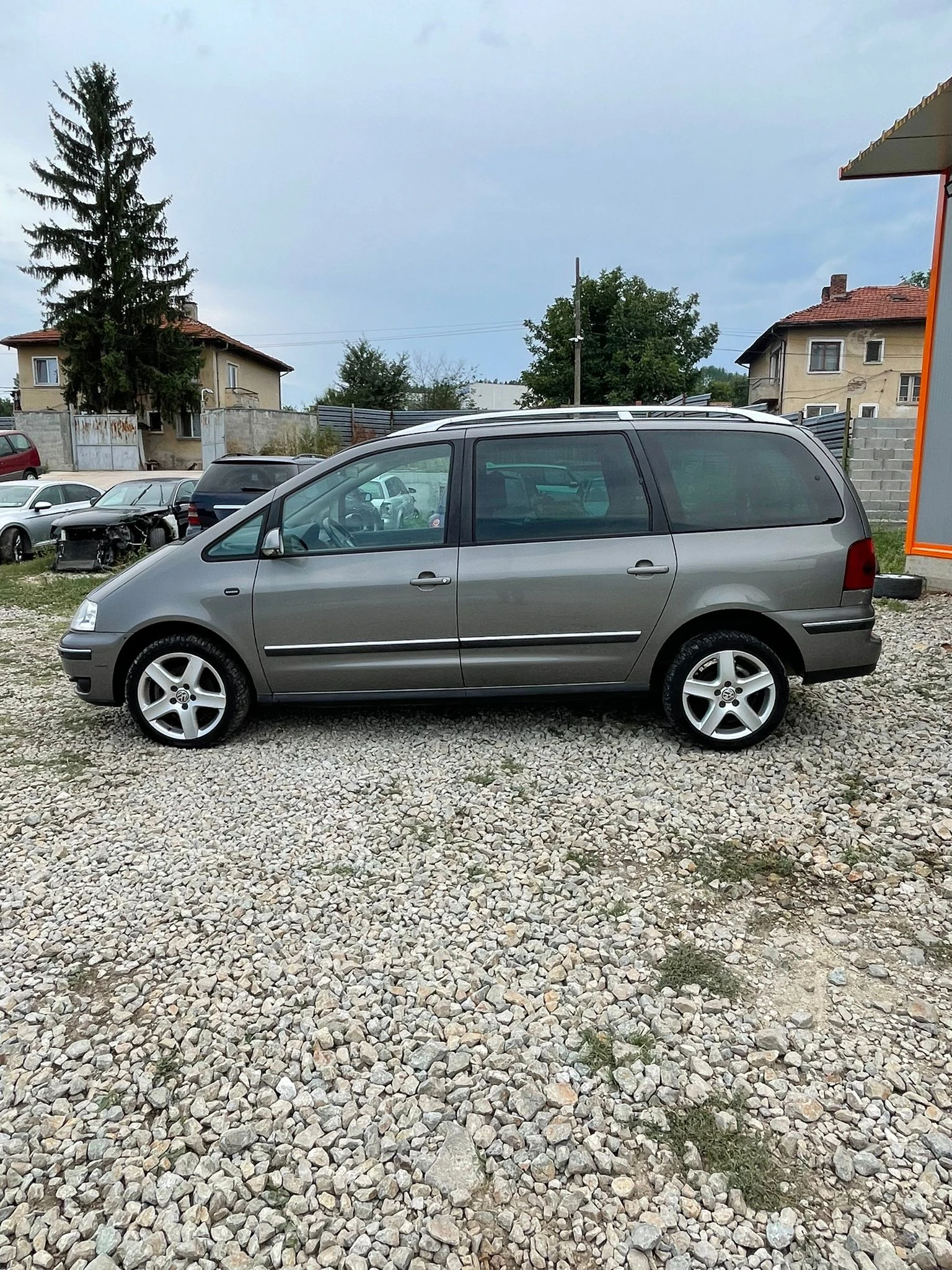 VW Sharan 2.0тди - изображение 4