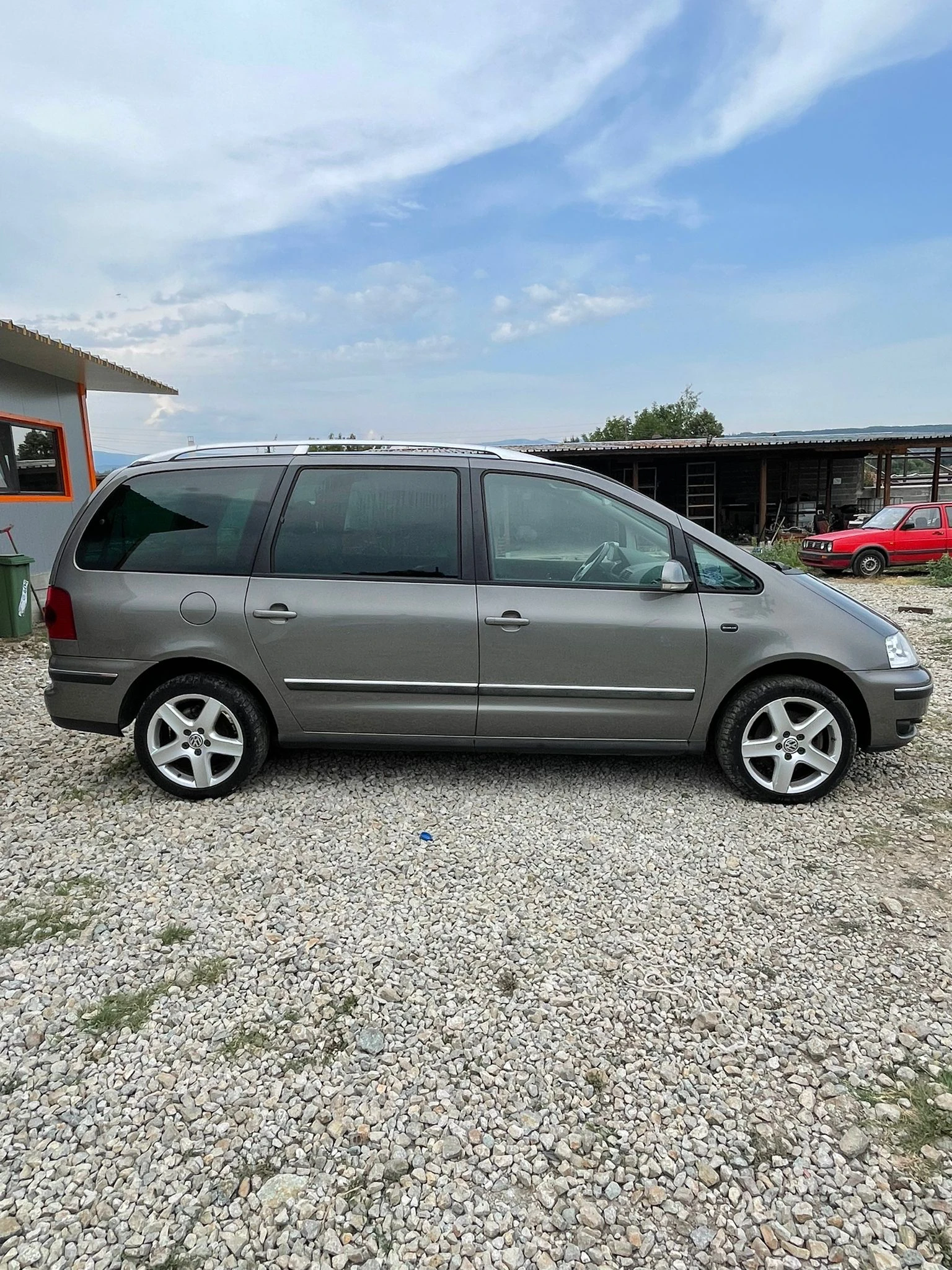 VW Sharan 2.0тди - изображение 6