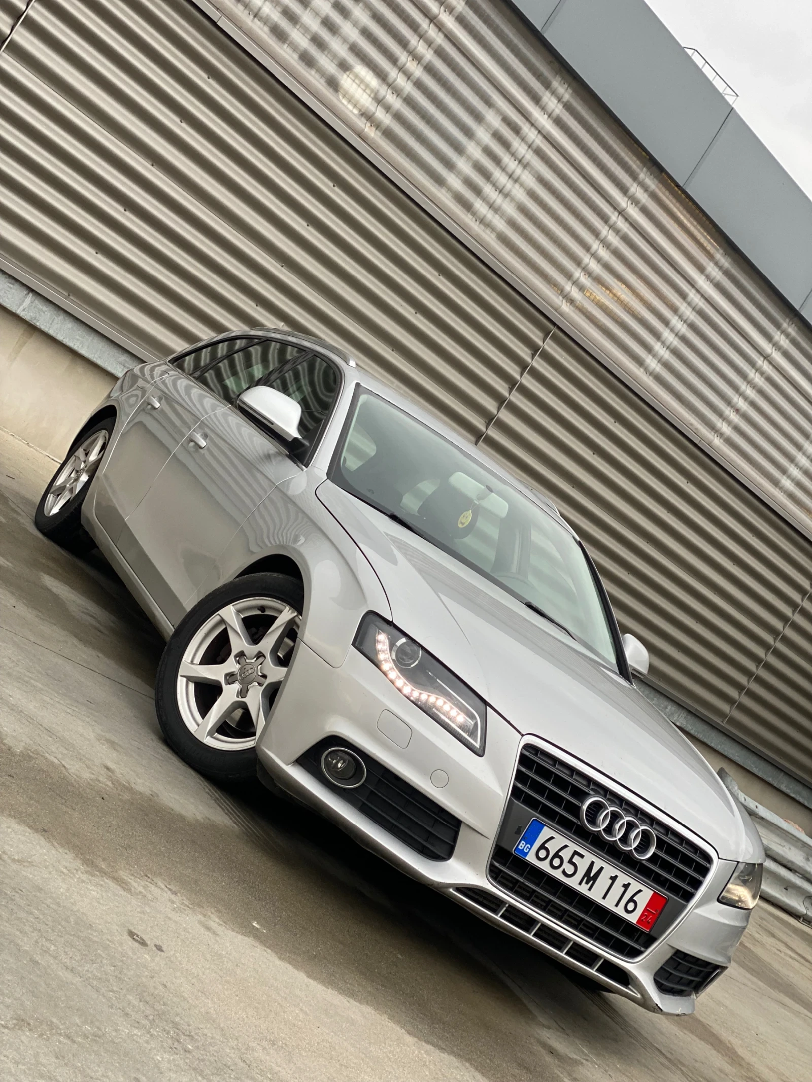 Audi A4 2.0TDI LED NAVI - изображение 2