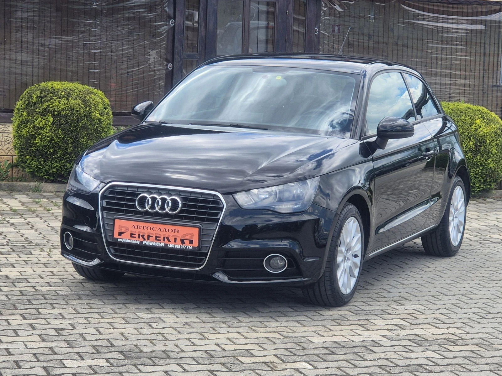 Audi A1 1.2 бензин 86к.с. - изображение 2