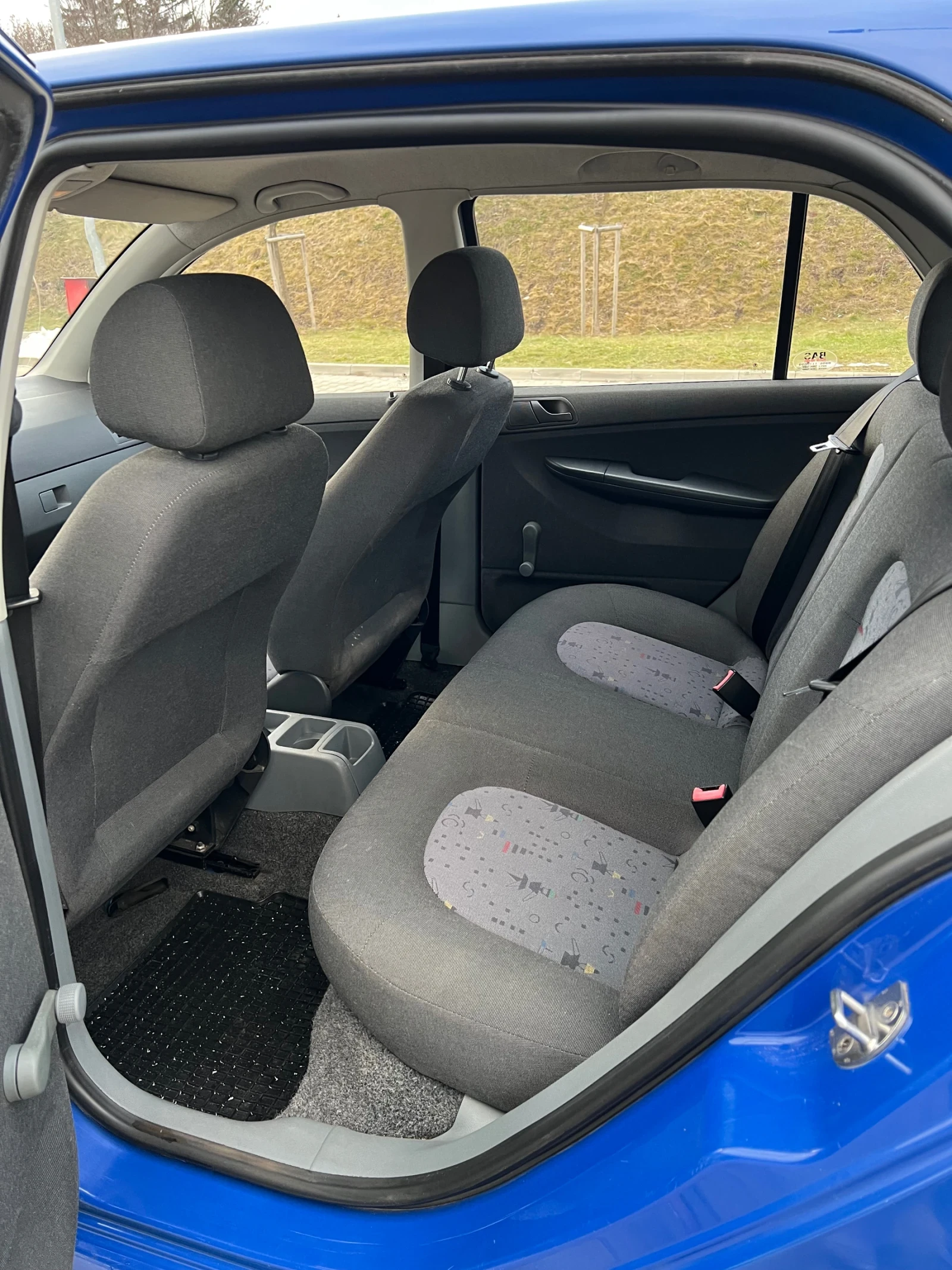 Skoda Fabia 1.2 - изображение 7