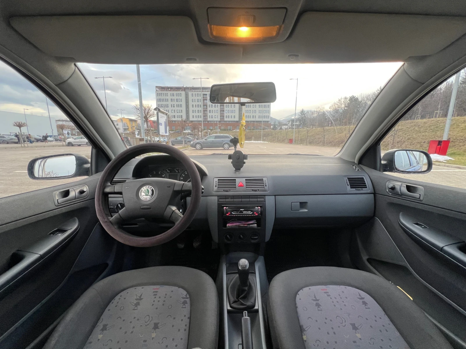 Skoda Fabia 1.2 - изображение 8