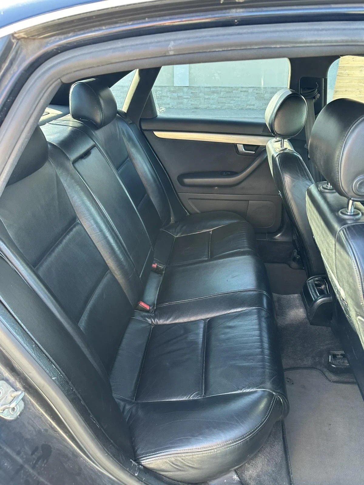 Audi A4 1.9 TDI 131к.с 6 ск - изображение 8