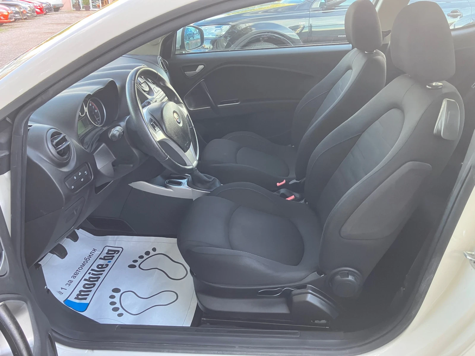 Alfa Romeo MiTo 1.4i-78k.c-euro6b - изображение 9