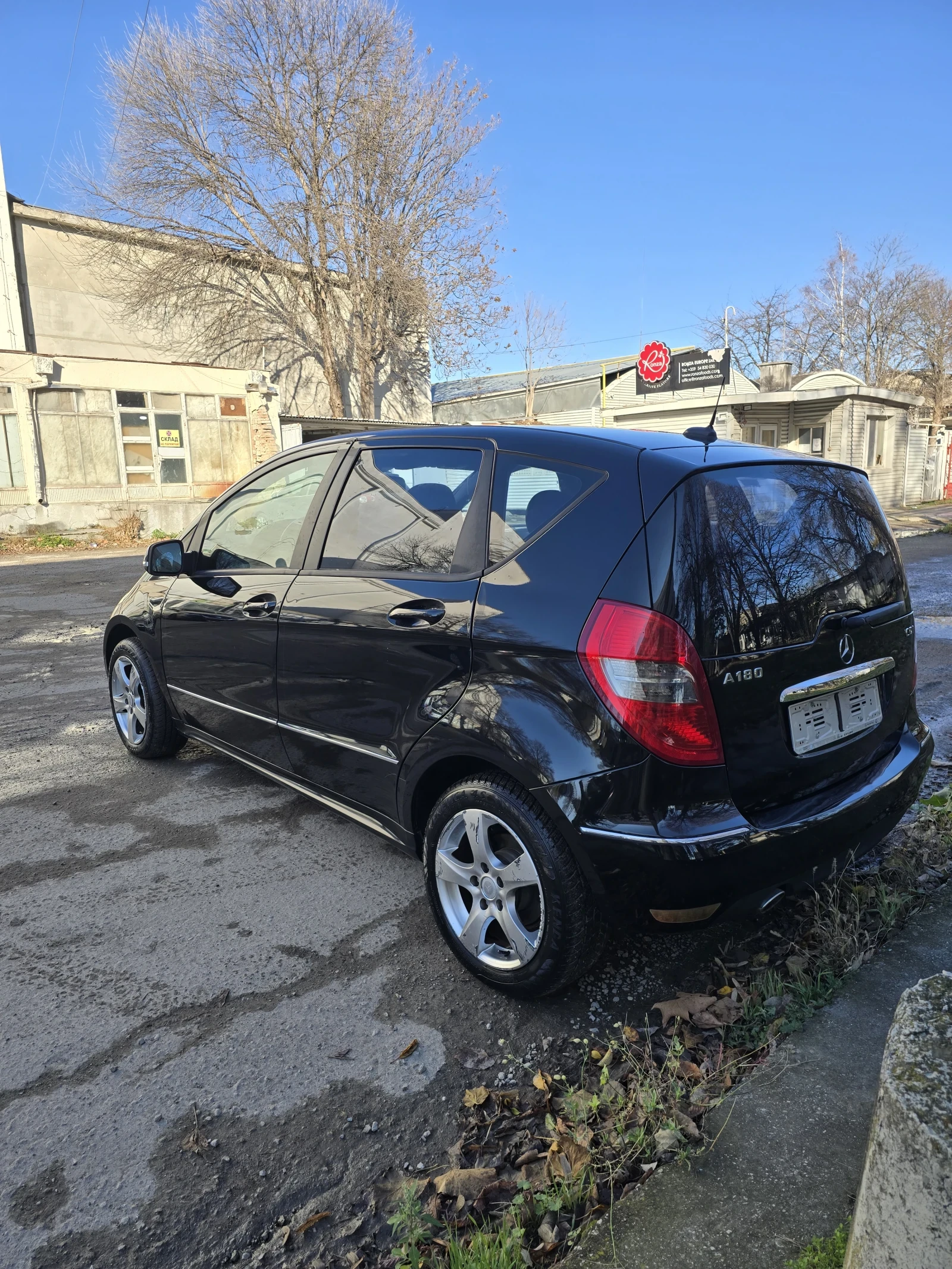 Mercedes-Benz A 180  - изображение 5