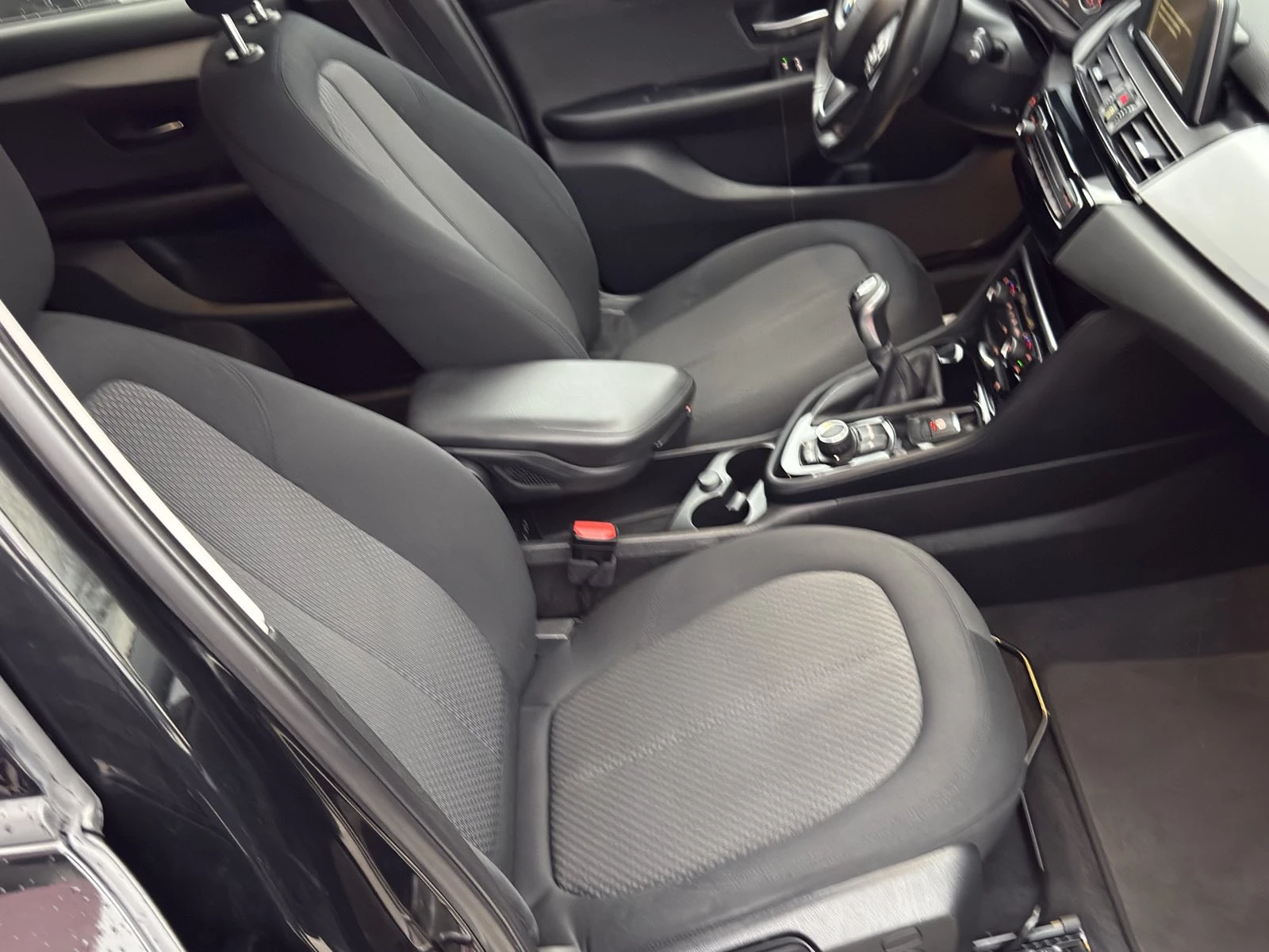 BMW 218 2.0 d 150  | Mobile.bg   14