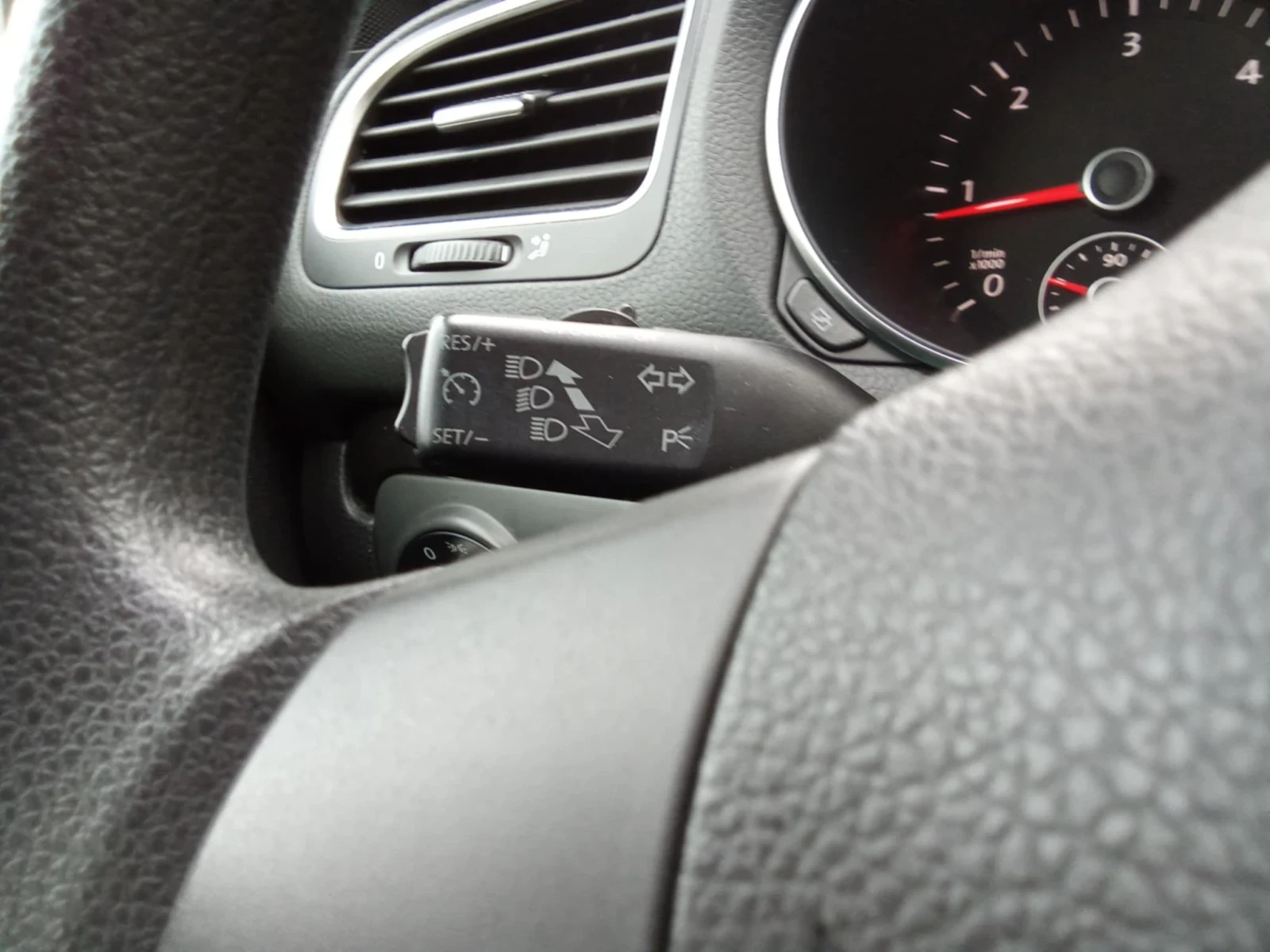 VW Golf  - изображение 6