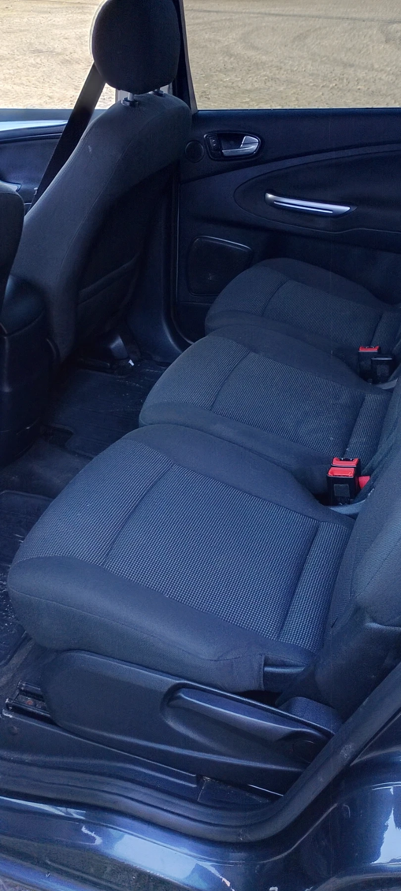 Ford S-Max 2.0 TDCI - изображение 10