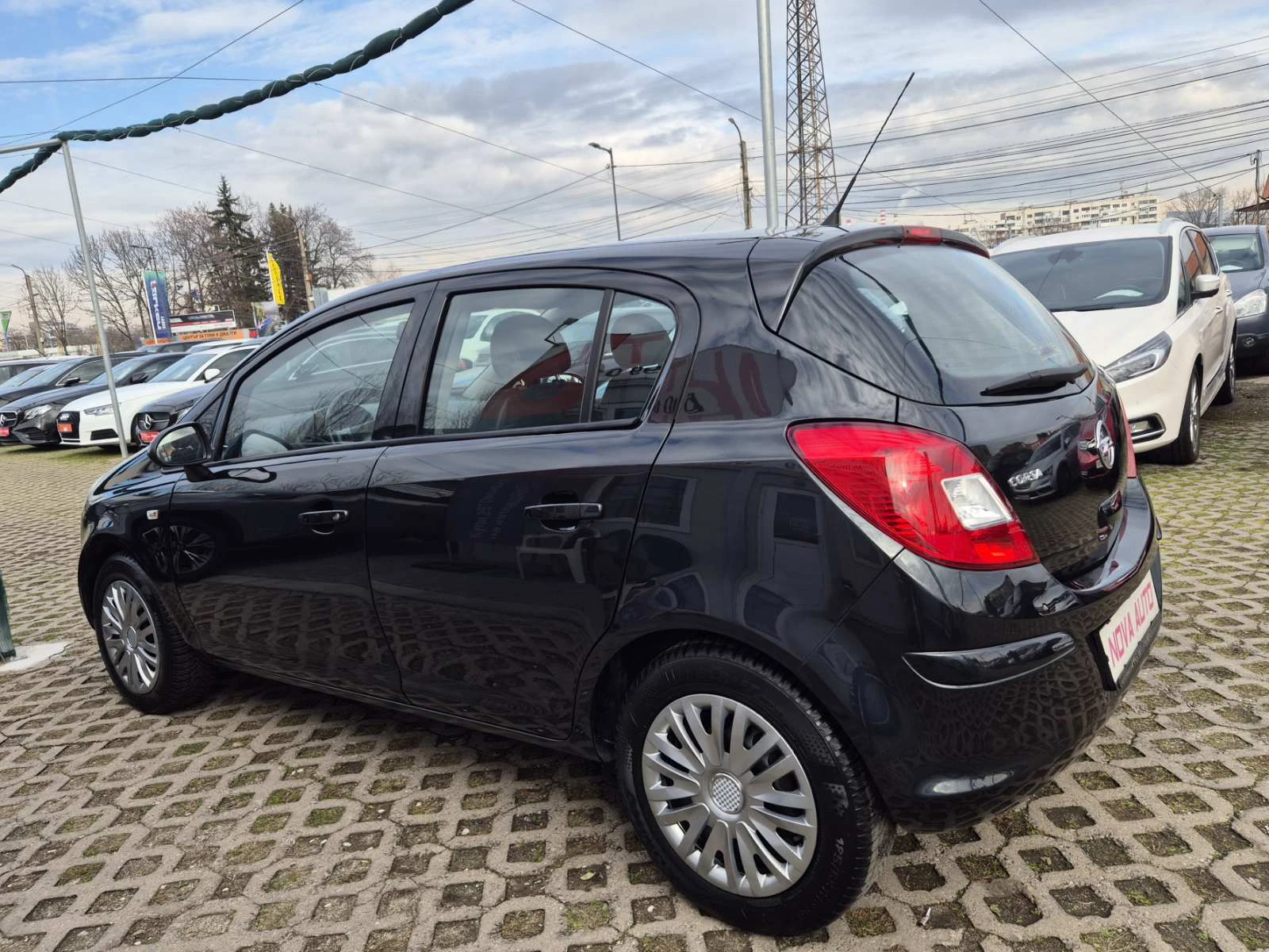 Opel Corsa 1.2i-COSMO-113000км-СУПЕР СЪСТОЯНИЕ-FACE LIFT - изображение 2