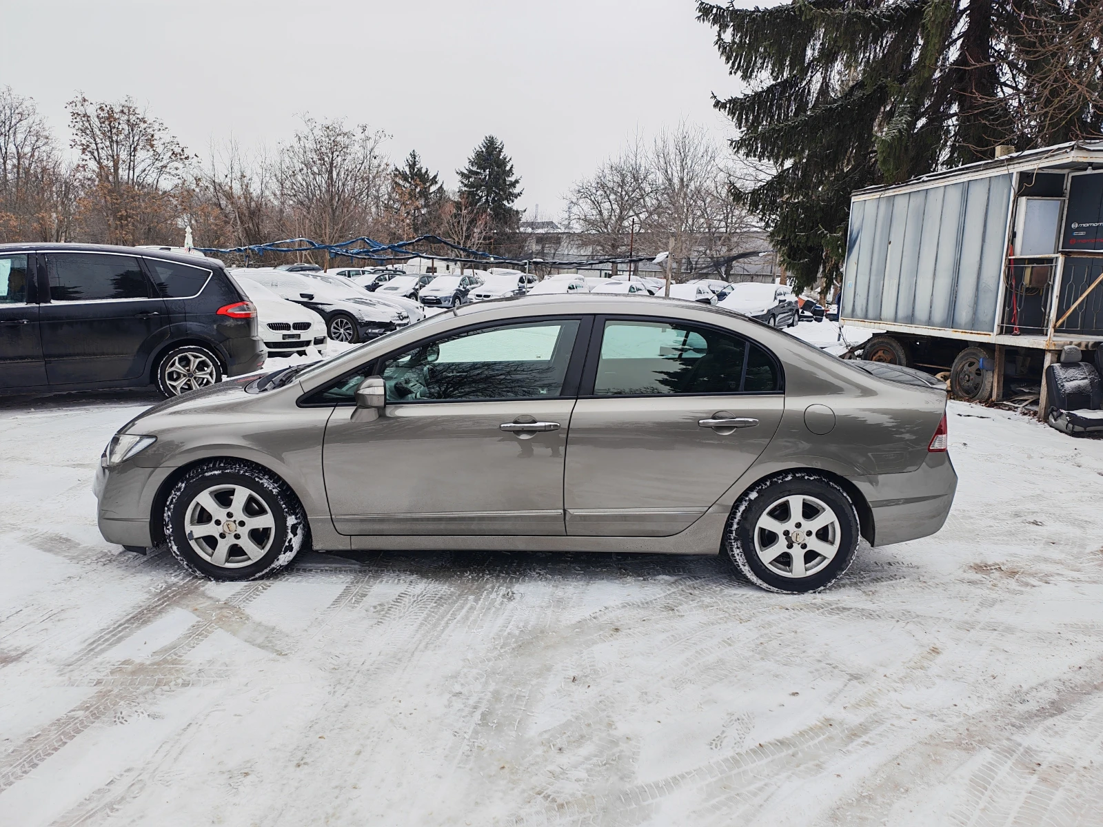 Honda Civic 1.4IMA-HYBRID - изображение 8