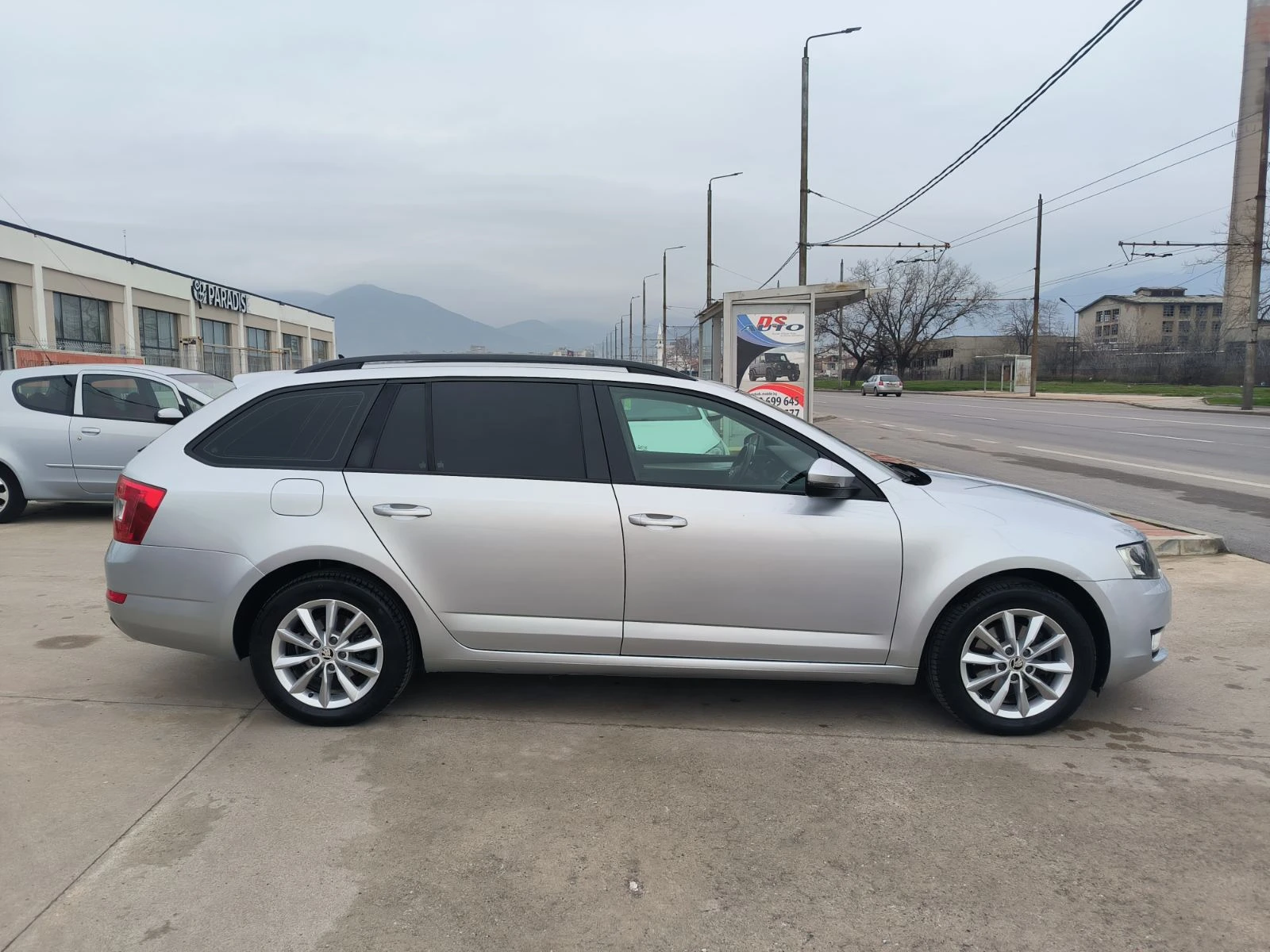 Skoda Octavia 1.4i-G-tec-Navi-Automat-Euro-6B - изображение 4