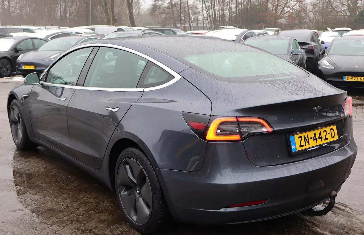 Tesla Model 3  4�4 ���������� Long Range | Mobile.bg � ����������� 9