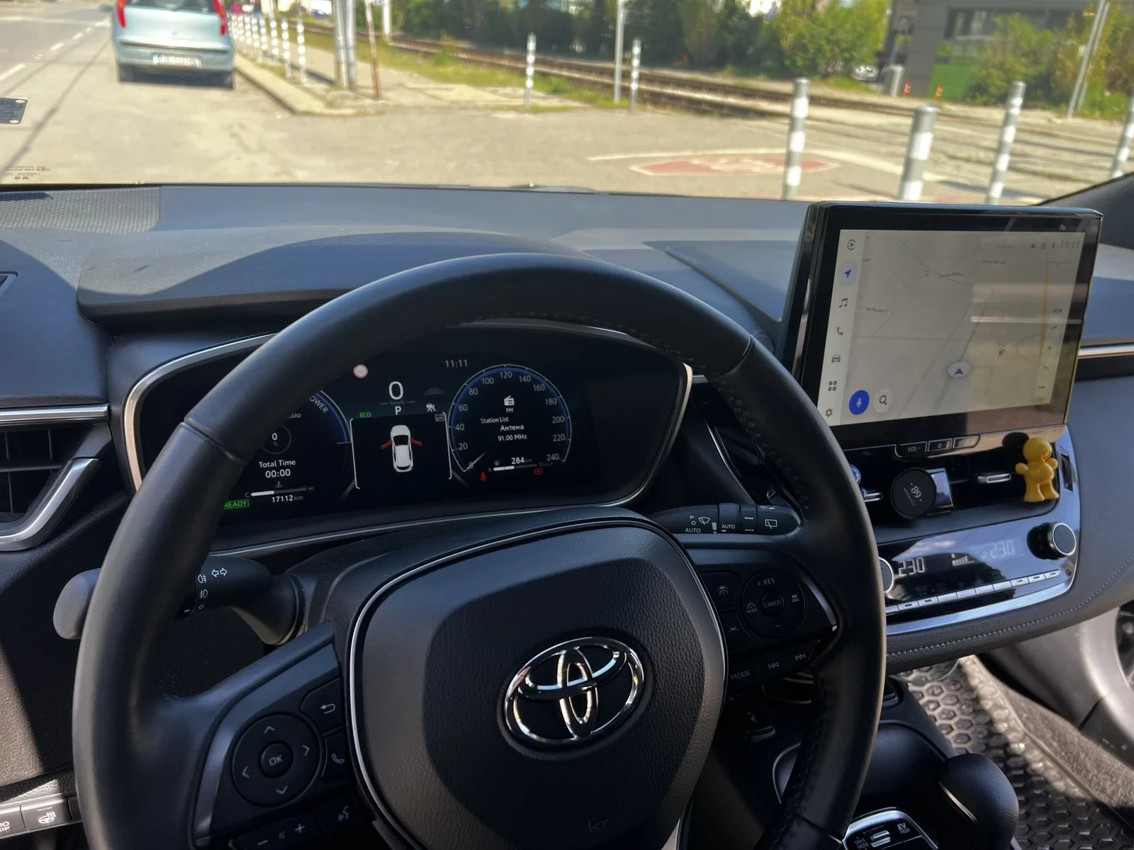 Toyota Corolla 1.8 HEV, снимка 2 - Автомобили и джипове - 54313205