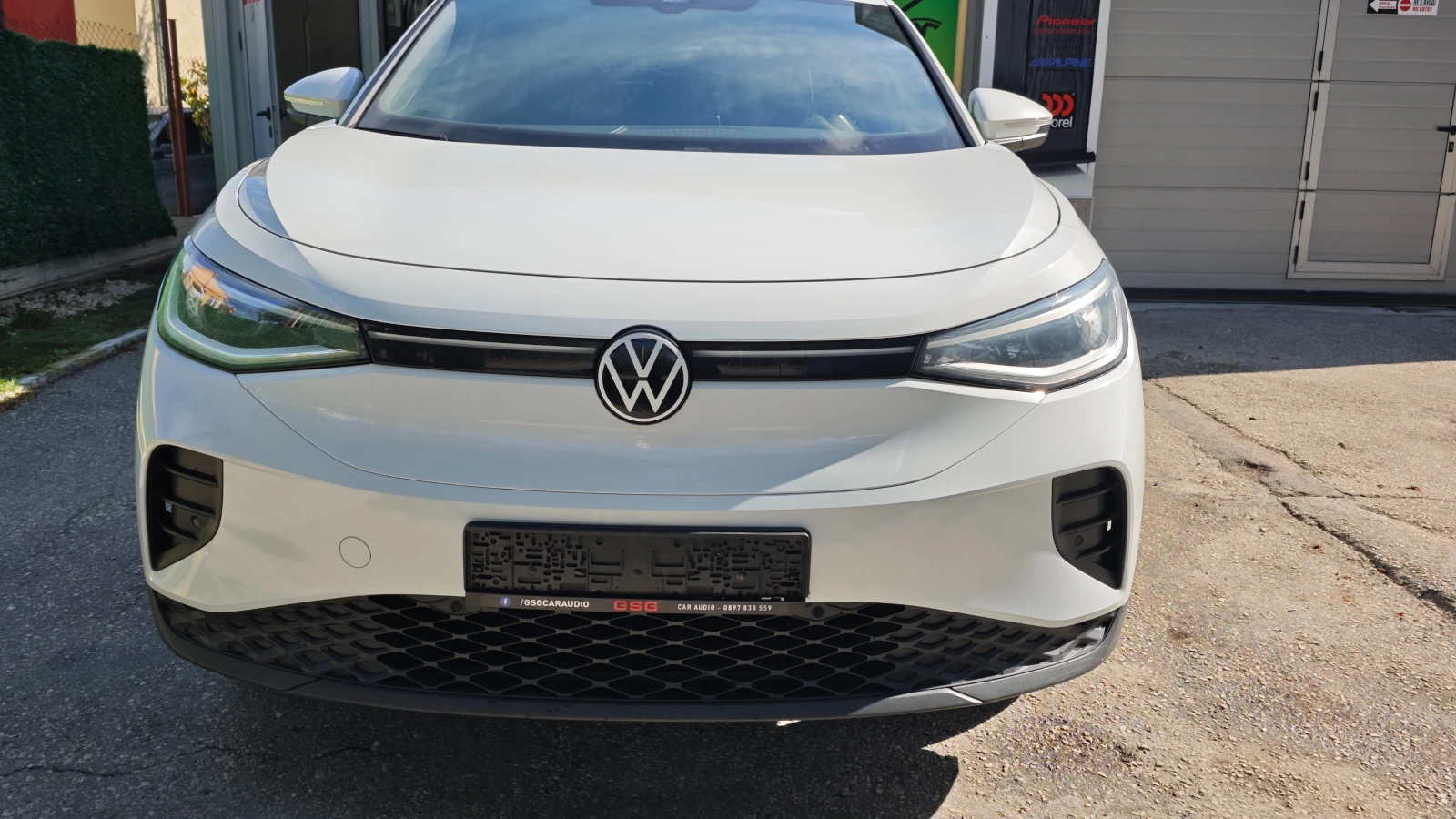 VW ID.4 Business , снимка 2 - Автомобили и джипове - 54560930