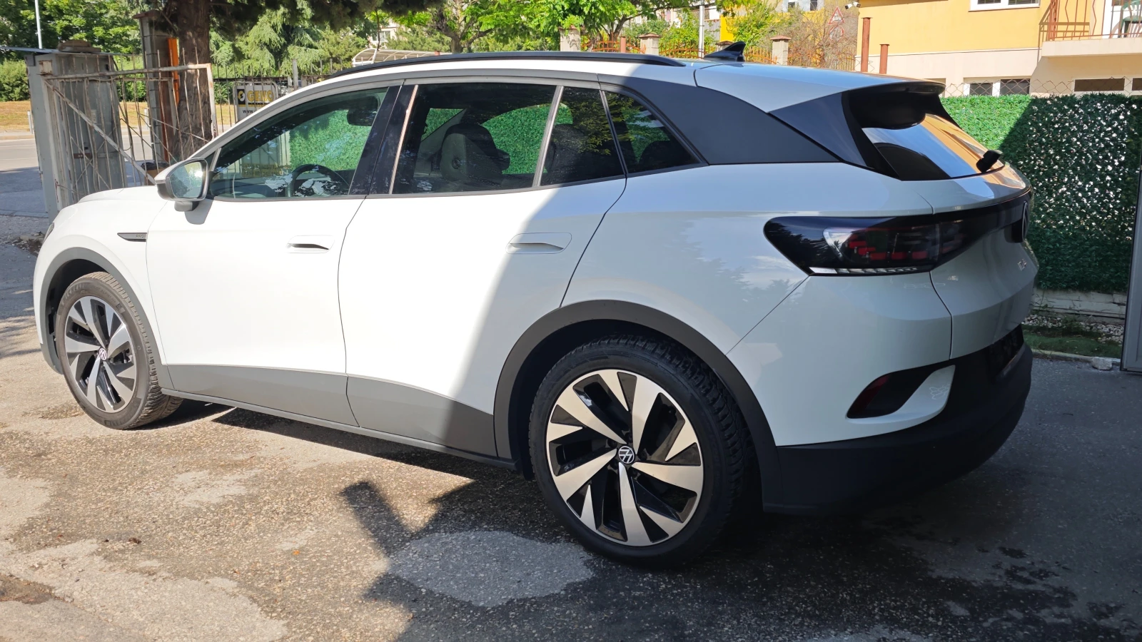 VW ID.4 Business , снимка 7 - Автомобили и джипове - 54560930