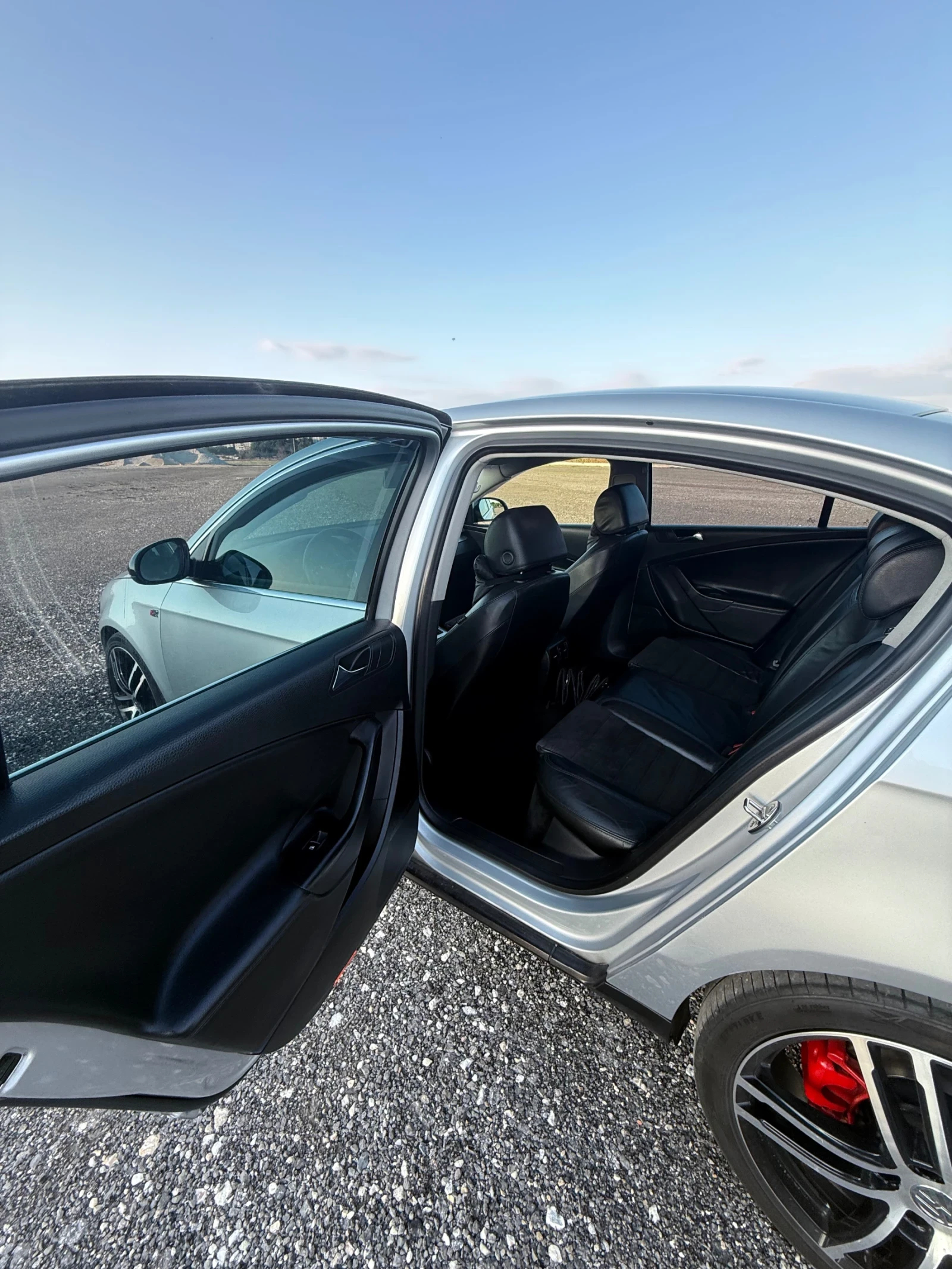 VW Passat 2.0 TDI , снимка 9 - Автомобили и джипове - 55168100