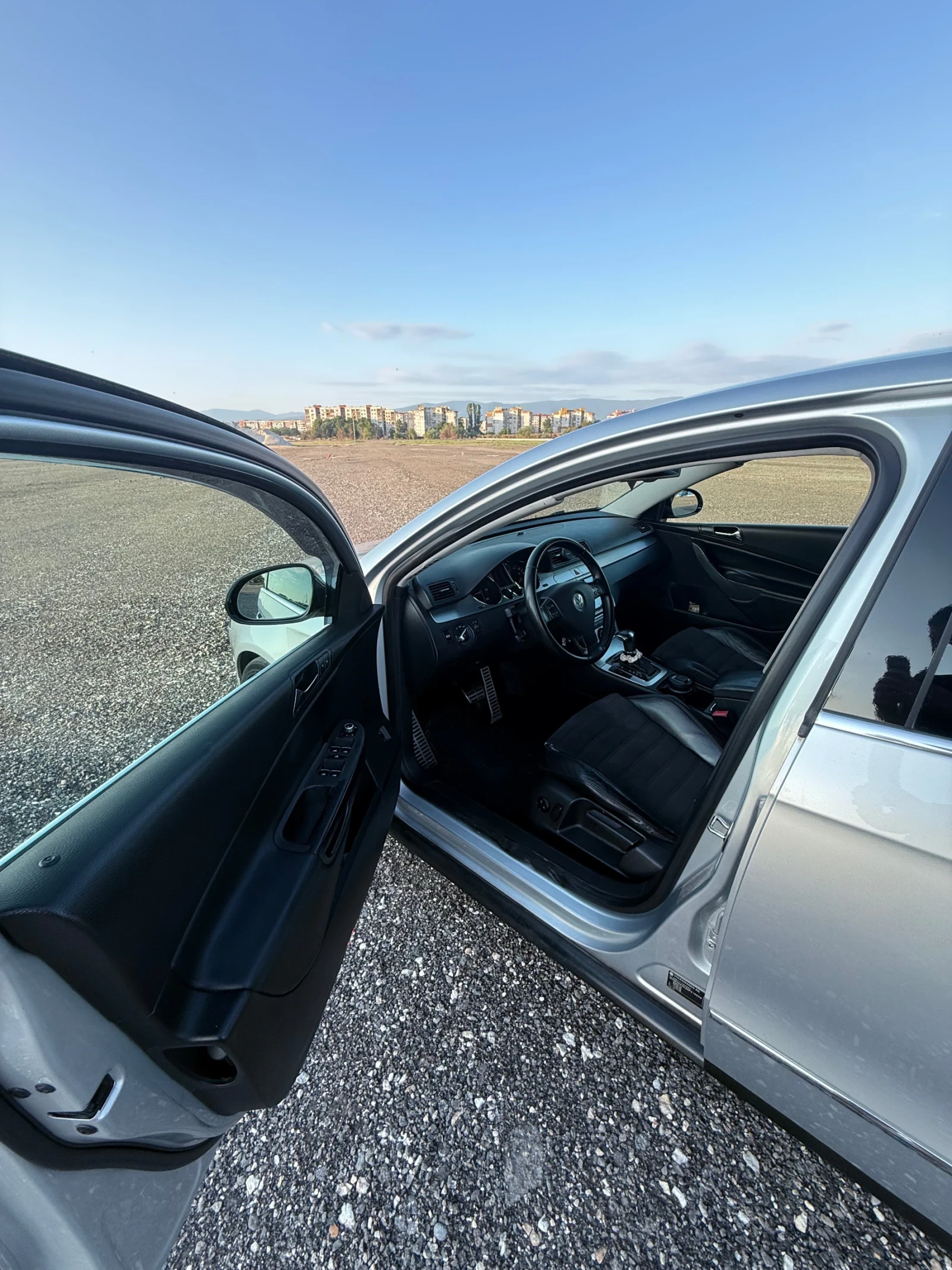 VW Passat 2.0 TDI , снимка 10 - Автомобили и джипове - 55168100
