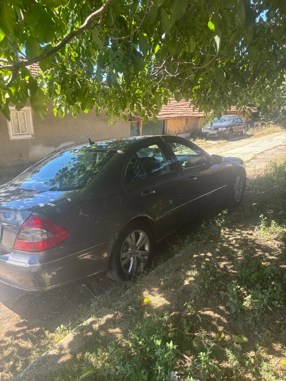 Mercedes-Benz E 280, снимка 6 - Автомобили и джипове - 55191846