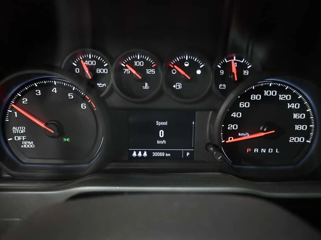 Chevrolet Silverado * CLEAN CARFAX * ФИКСИРАНА ЦЕНА ДО БГ * , снимка 13 - Автомобили и джипове - 55204158
