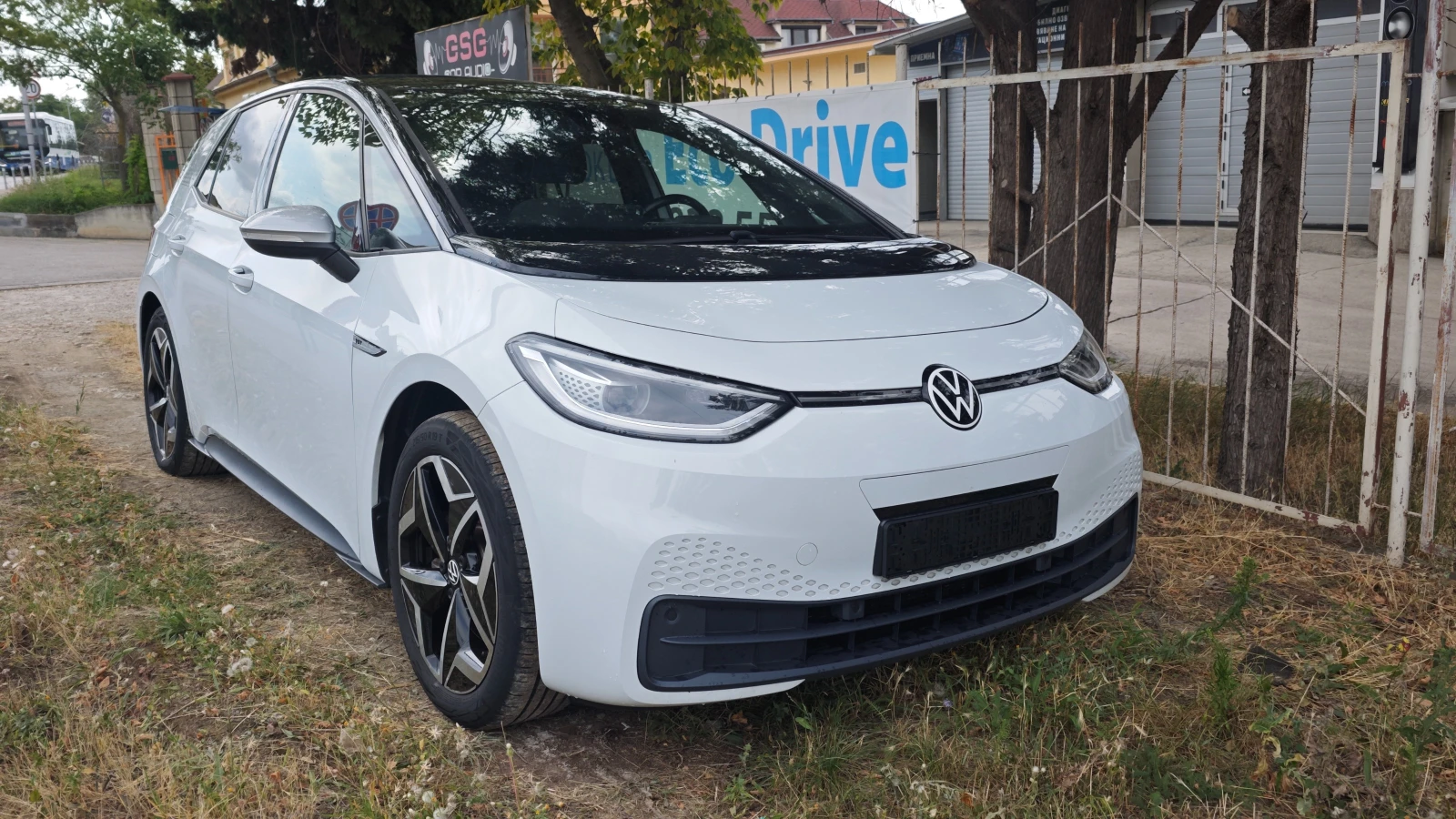 VW ID.3 1st Plus, снимка 4 - Автомобили и джипове - 55212560