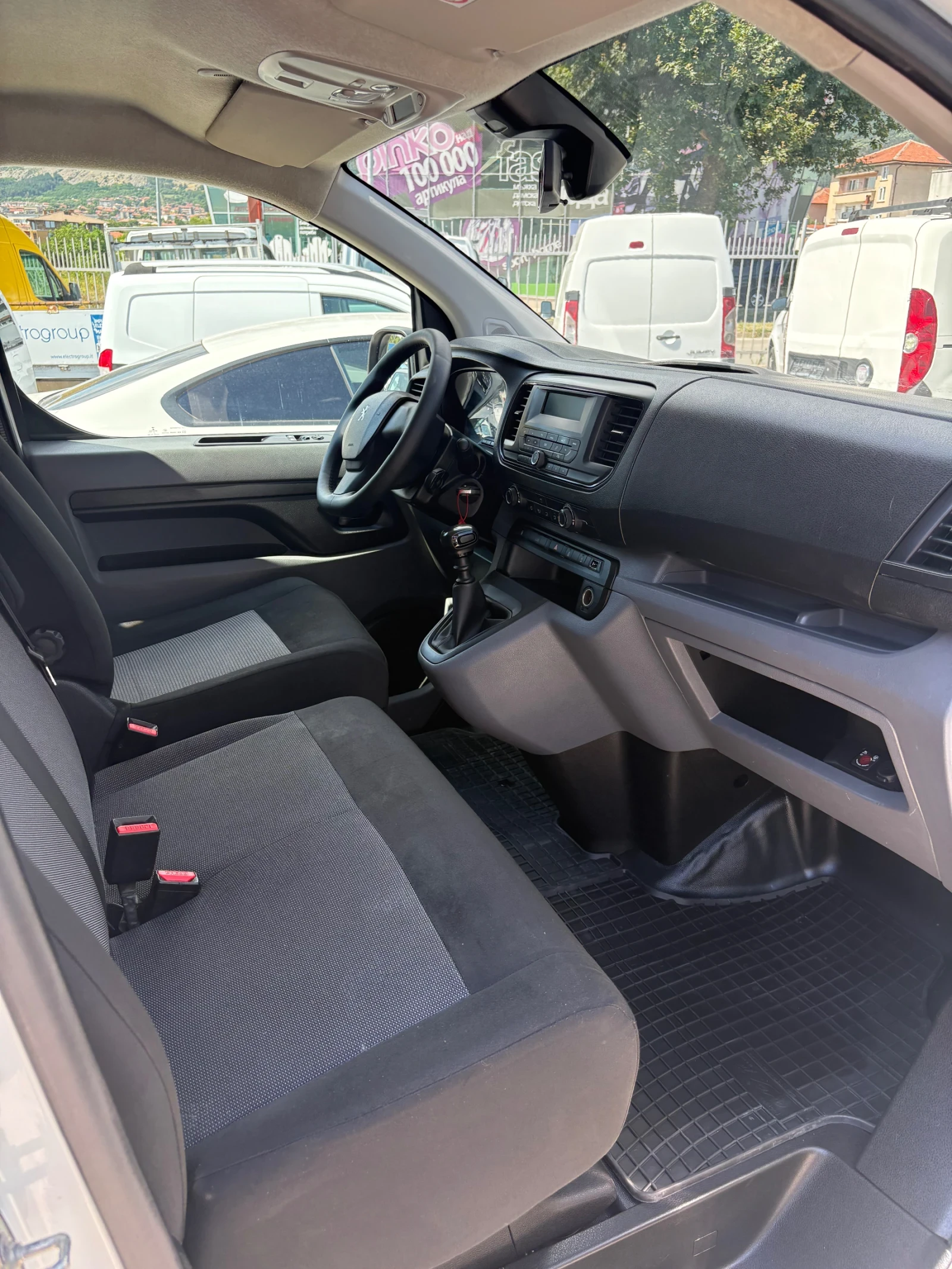 Peugeot Expert, снимка 6 - Автомобили и джипове - 55236686