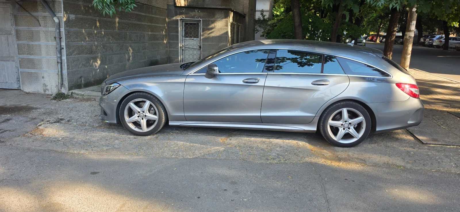 Mercedes-Benz CLS 350, снимка 8 - Автомобили и джипове - 55815366