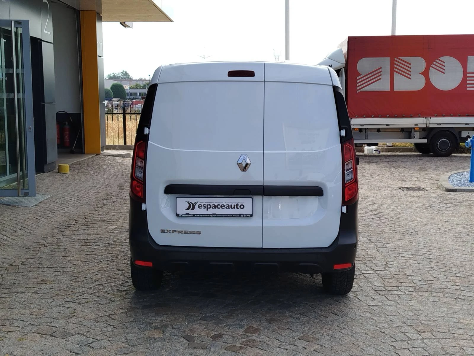 Renault Express 1.5 Blue dCi/75к.с., снимка 6 - Автомобили и джипове - 55942244