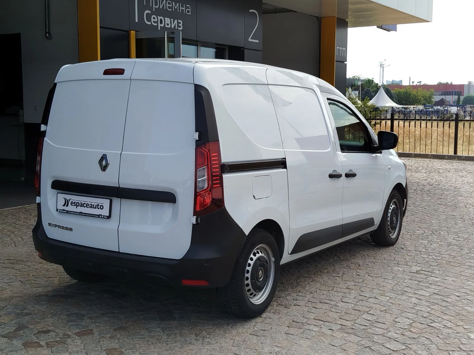 Renault Express 1.5 Blue dCi/75к.с., снимка 5 - Автомобили и джипове - 55942244