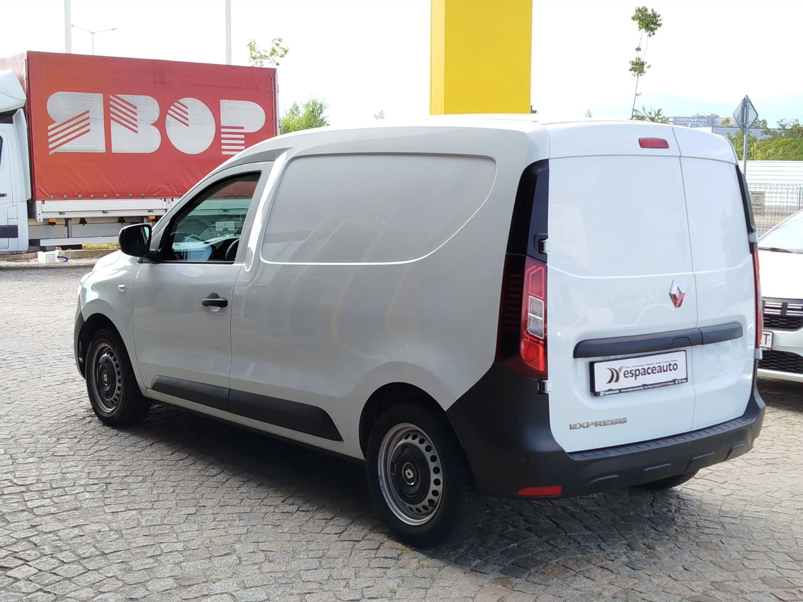 Renault Express 1.5 Blue dCi/75к.с., снимка 7 - Автомобили и джипове - 55942244