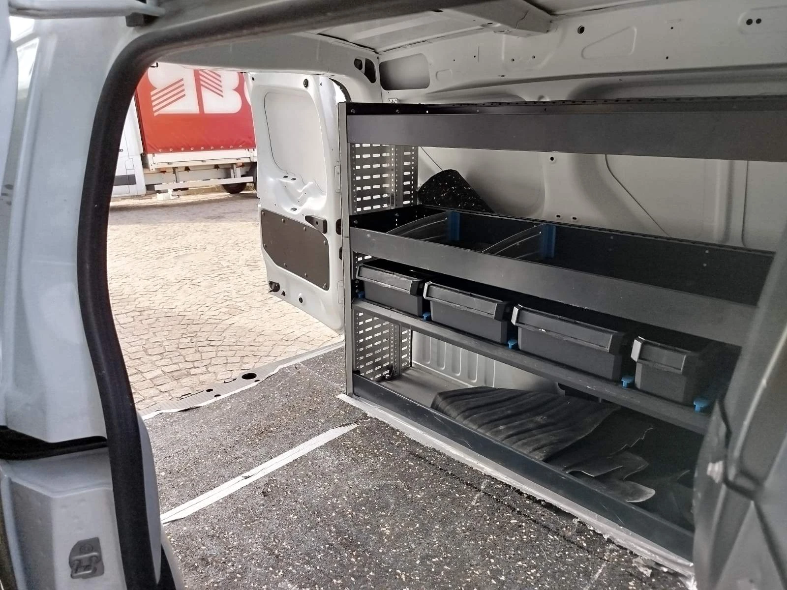 Renault Express 1.5 Blue dCi/75к.с., снимка 13 - Автомобили и джипове - 55942244