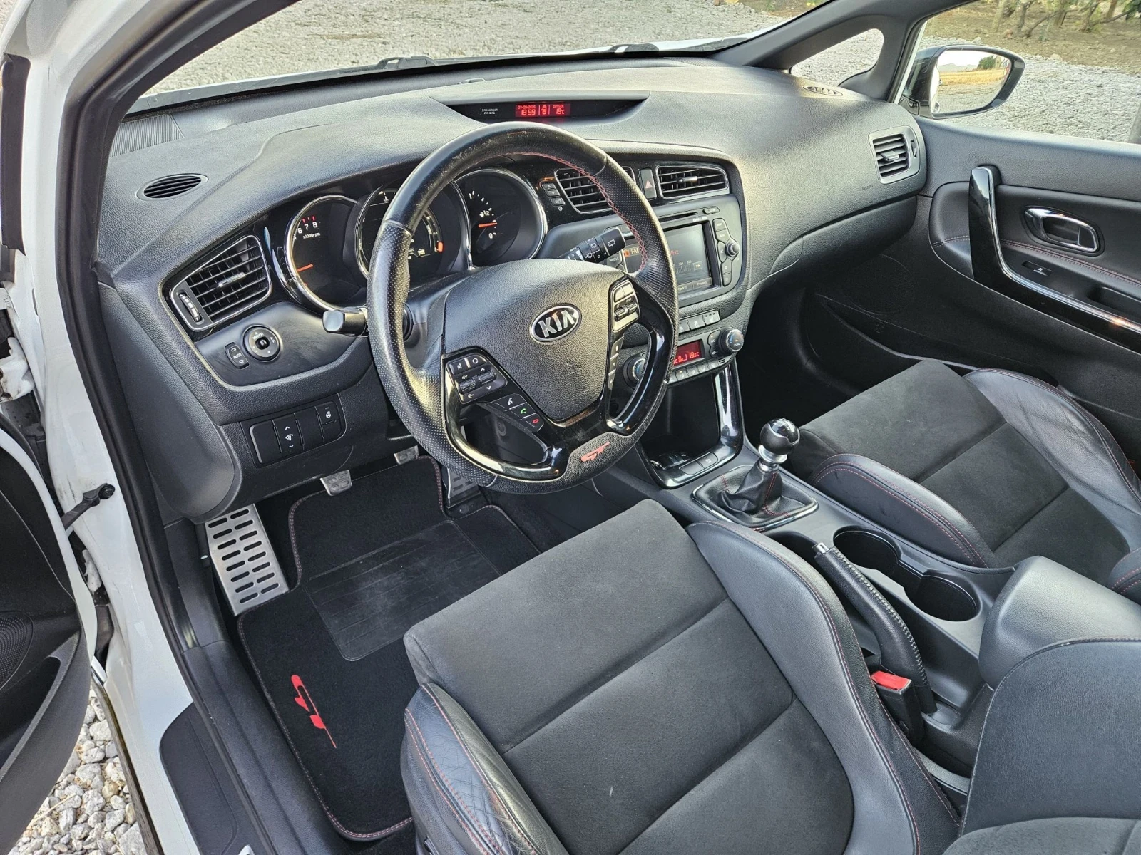 Kia Ceed GT, снимка 9 - Автомобили и джипове - 55983017