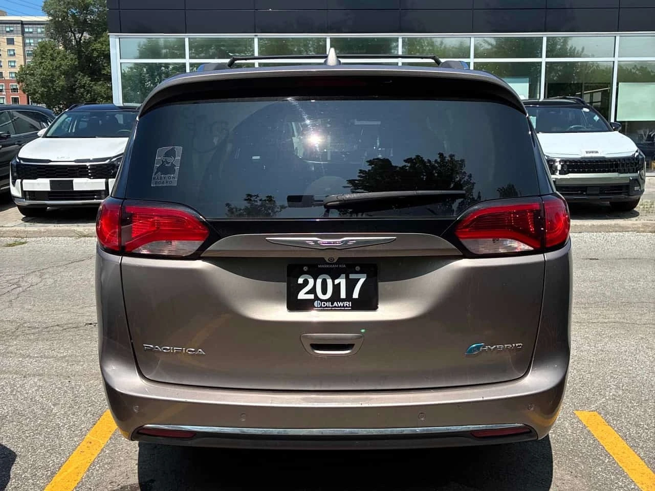 Chrysler Pacifica * Platinum * АВТОКРЕДИТ БЕЗ ПЪРВОНАЧАЛНА ВНОСКА* , снимка 4 - Автомобили и джипове - 56238690