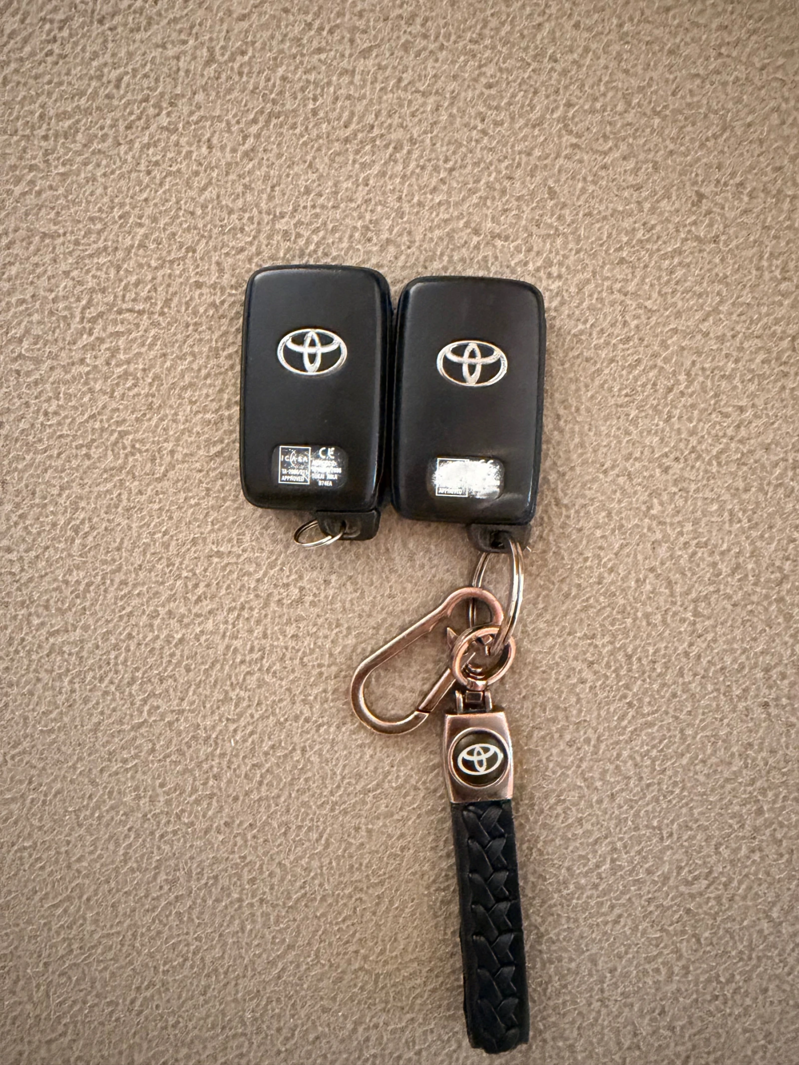 Toyota Avensis, снимка 16 - Автомобили и джипове - 56324583