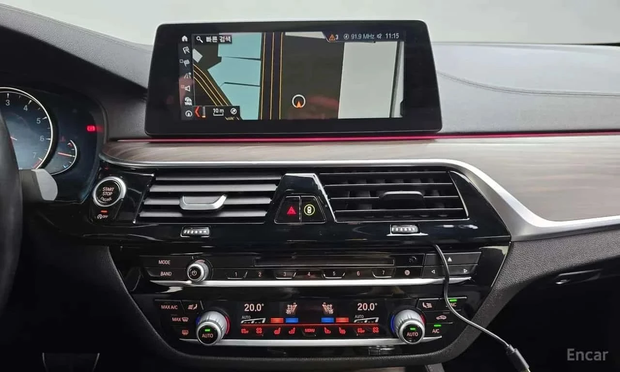 BMW 530, снимка 12 - Автомобили и джипове - 56710534