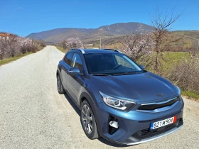 Kia Stonic 1, 6 CRDI, AUTOMAT, FULL - 12500 € / 24447.88 лв. - 91802946 2