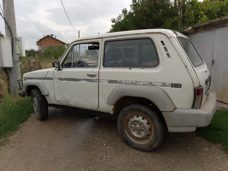 Lada Niva 1.7 MI, снимка 2 - Автомобили и джипове - 47284013