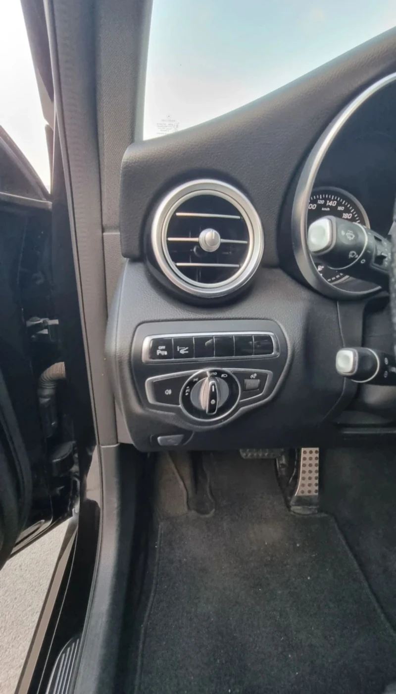 Mercedes-Benz GLC 220, снимка 11 - Автомобили и джипове - 47514318