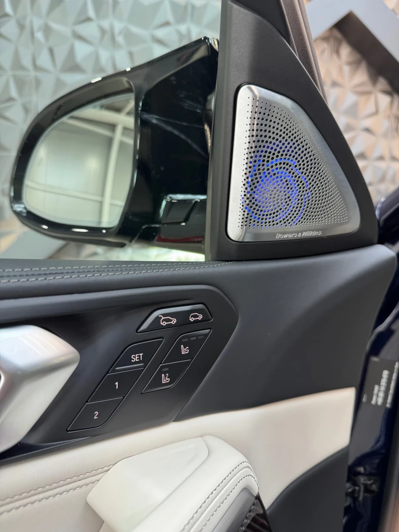 BMW X6 M60i xDrive M PACKET * SWAROVSKI* FULL Екстри* B&W, снимка 15 - Автомобили и джипове - 51672918
