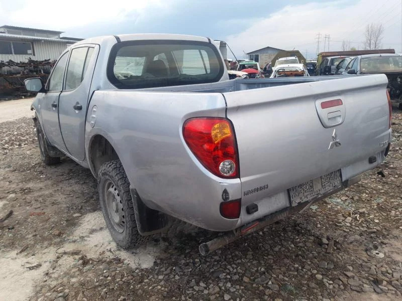 Mitsubishi L200 2.5did-на части, снимка 3 - Автомобили и джипове - 46560708