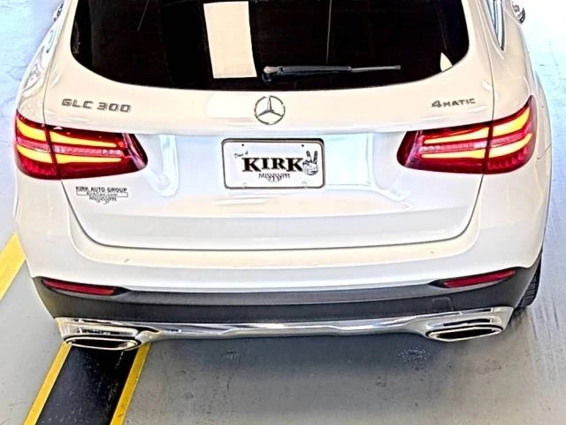 Mercedes-Benz GLC 300 DISTRONIC/BURMESTER/PANORAMA/ПОДГРЕВ/НАВИ, снимка 9 - Автомобили и джипове - 48664607