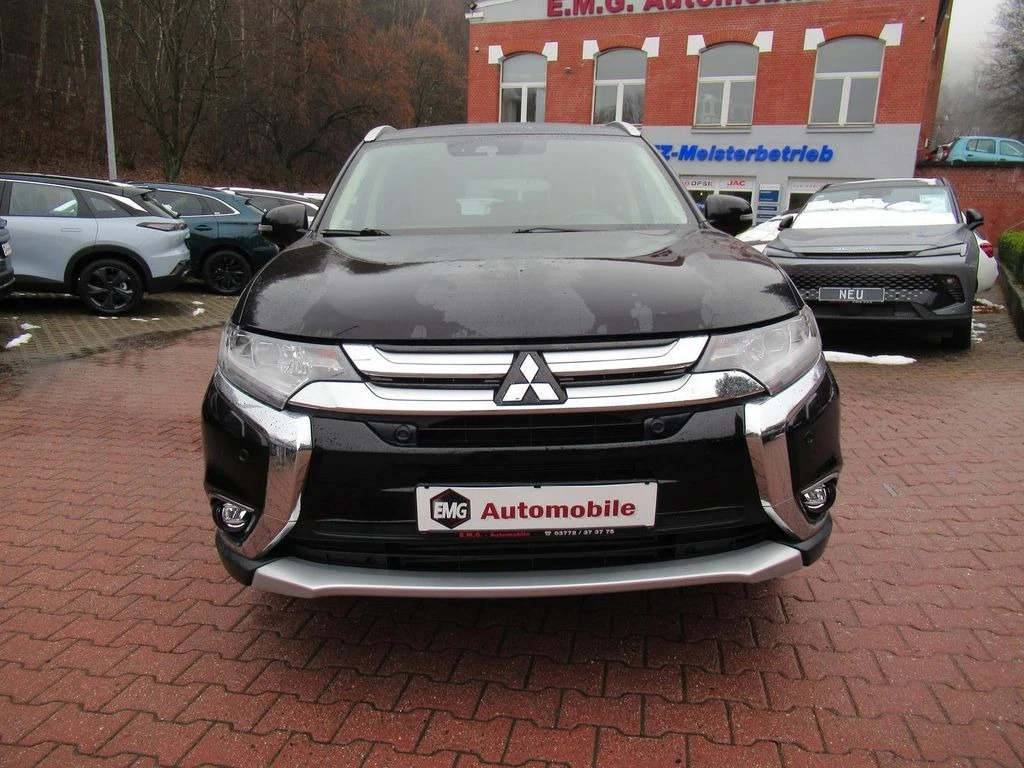 Mitsubishi Outlander На части 2.2 дизел Автомат 4х4, снимка 1