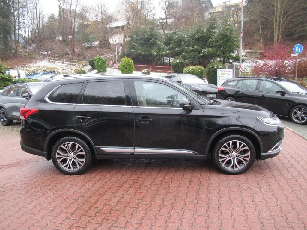 Mitsubishi Outlander   2.2   44 | Mobile.bg   12