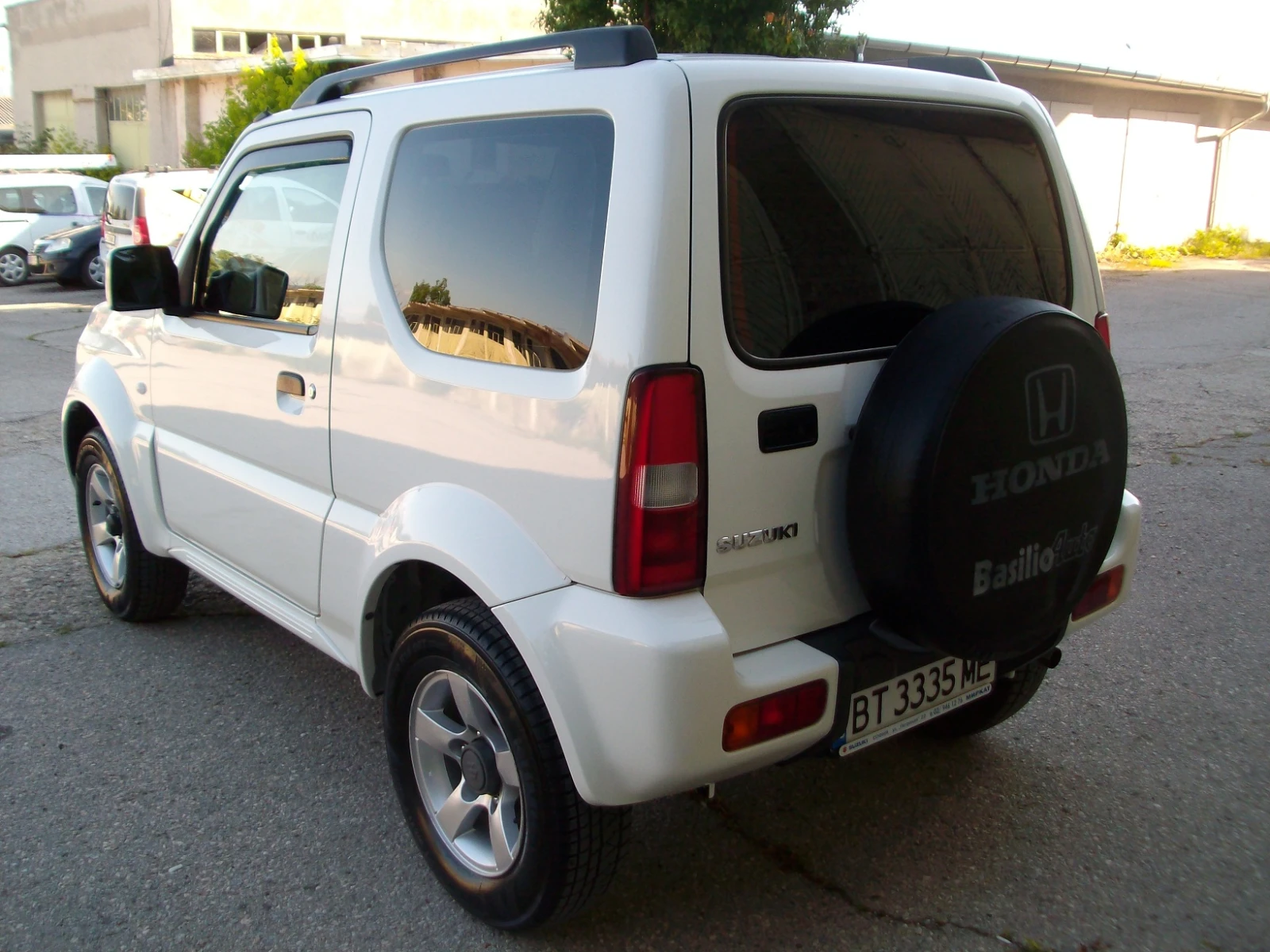 Suzuki Jimny 1.3i 85 000 km 4x4 Klimatik KATO NOVO  - изображение 6