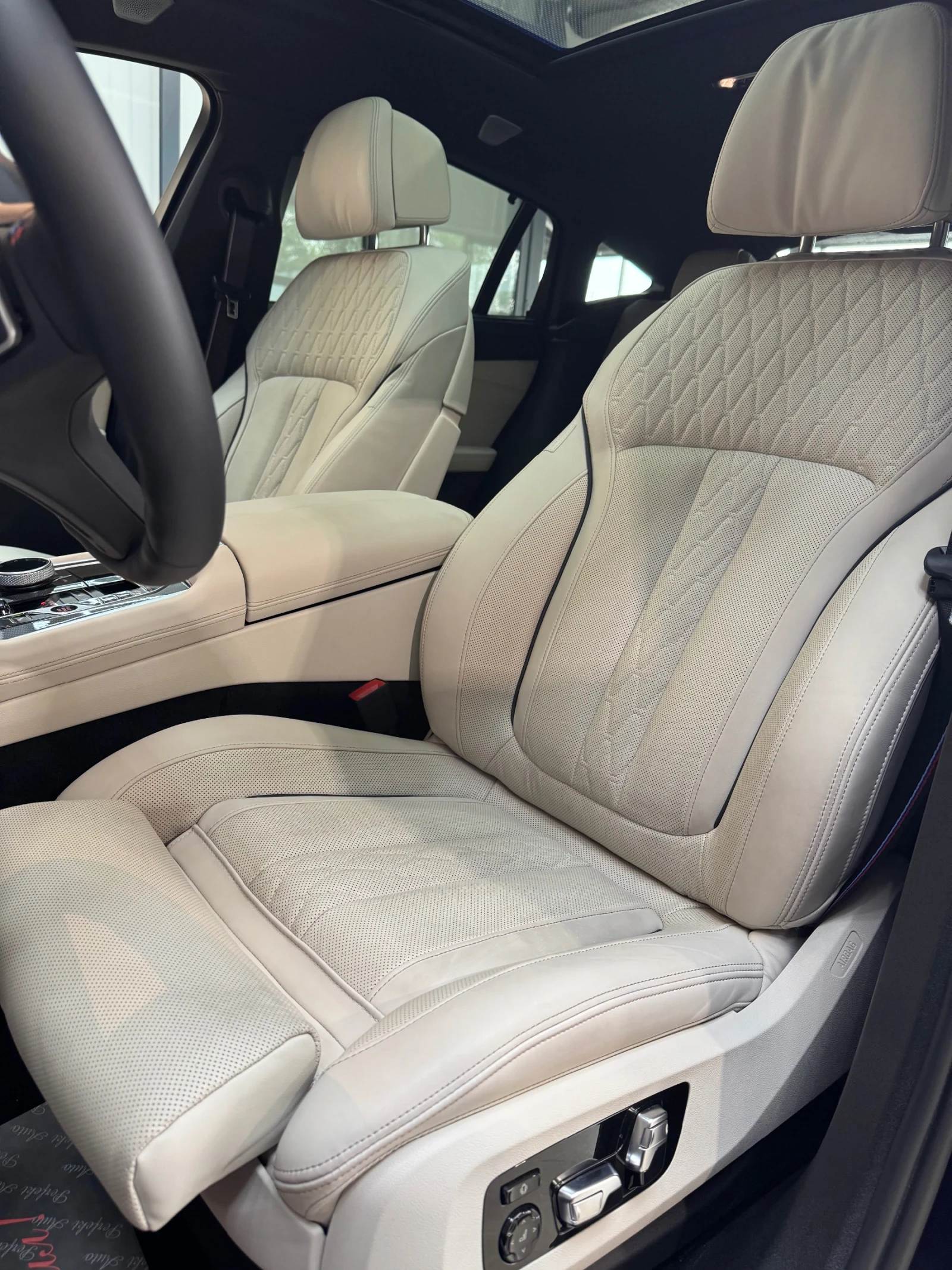 BMW X6 M60i xDrive M PACKET * SWAROVSKI* FULL * B&W | Mobile.bg   14