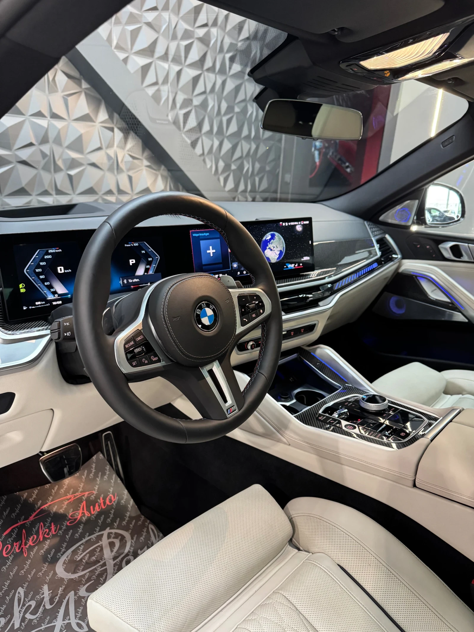 BMW X6 M60i xDrive M PACKET * SWAROVSKI* FULL Екстри* B&W - изображение 9