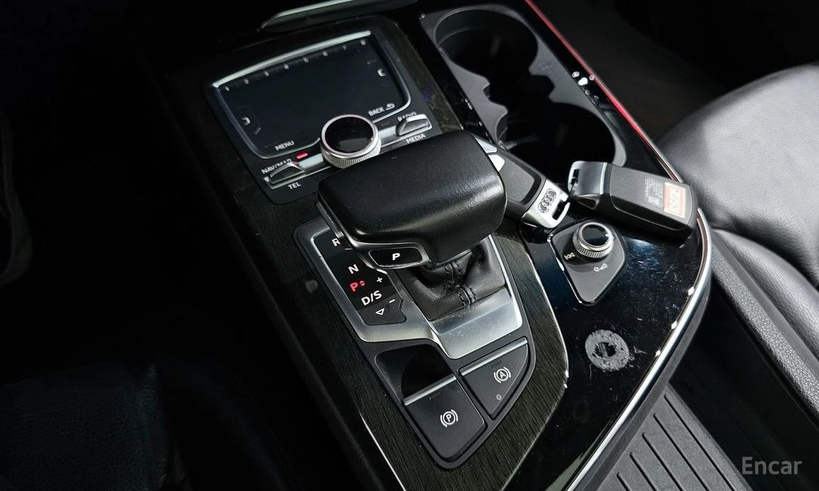 Audi Q7  - изображение 9