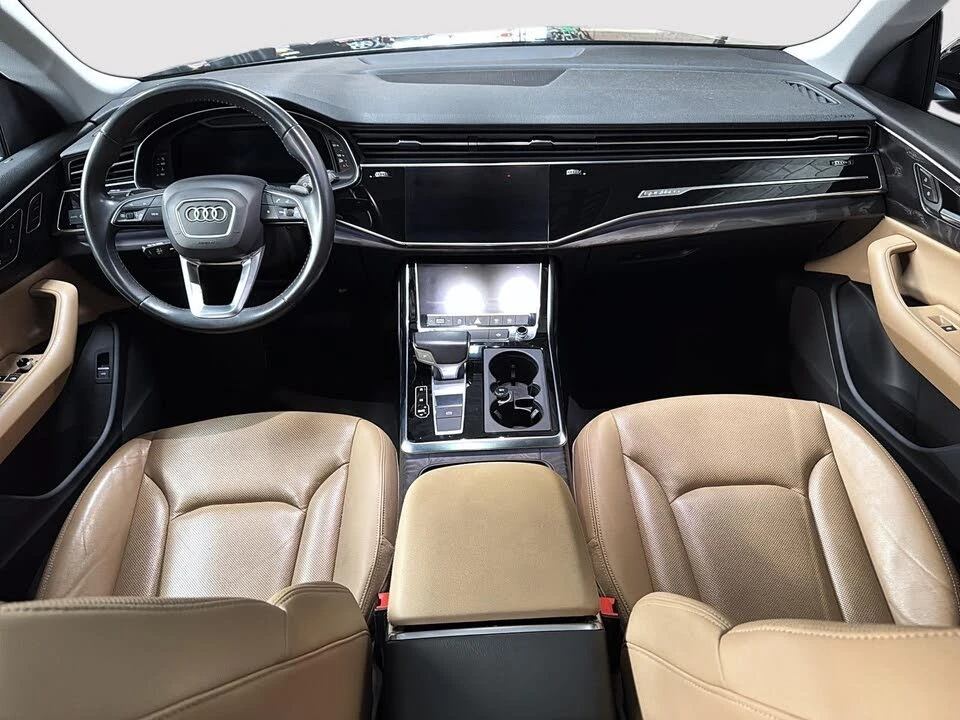 Audi Q8 DISTRONIC* 360 CAM* ОБДУХВАНЕ* ПАНО* LANE ASSIST - изображение 9
