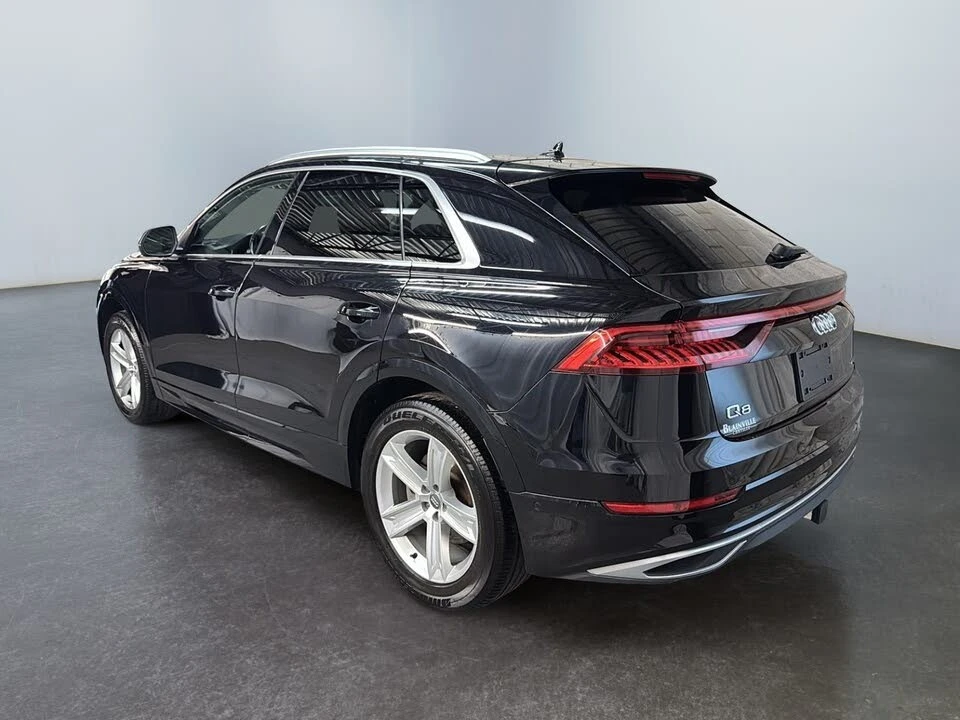 Audi Q8 DISTRONIC* 360 CAM* ОБДУХВАНЕ* ПАНО* LANE ASSIST - изображение 4